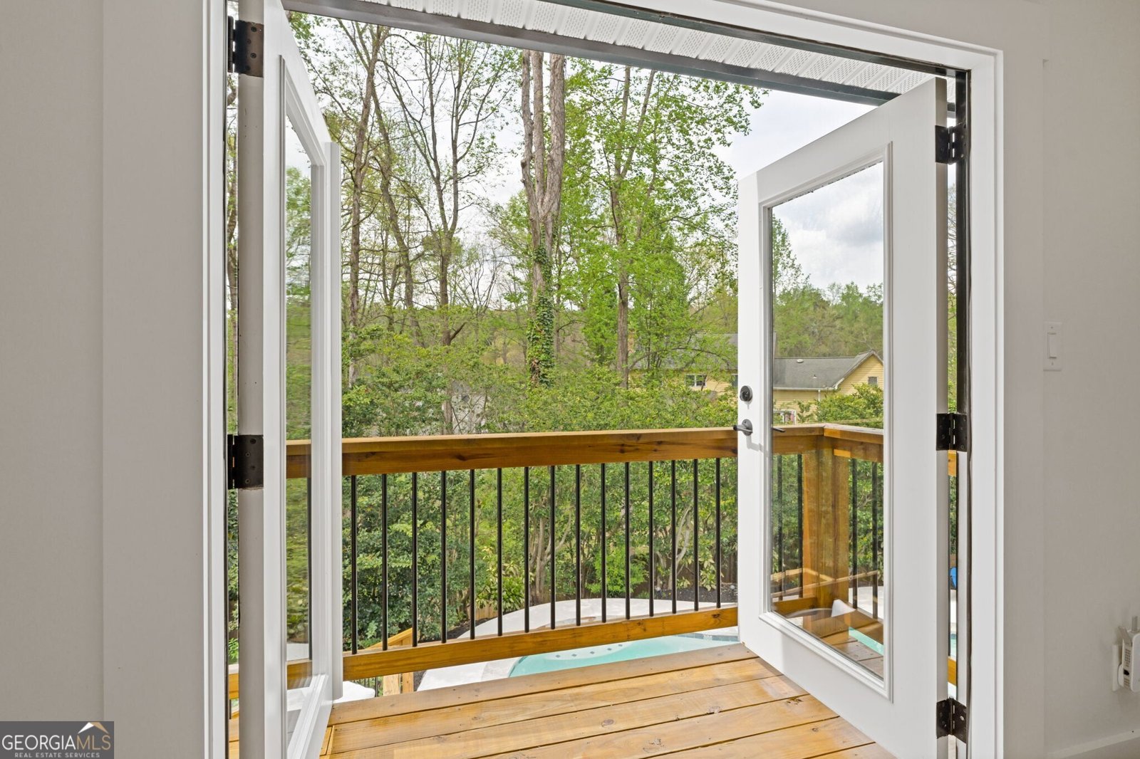 264 Devonwood Drive Sandy Springs - Photo 29