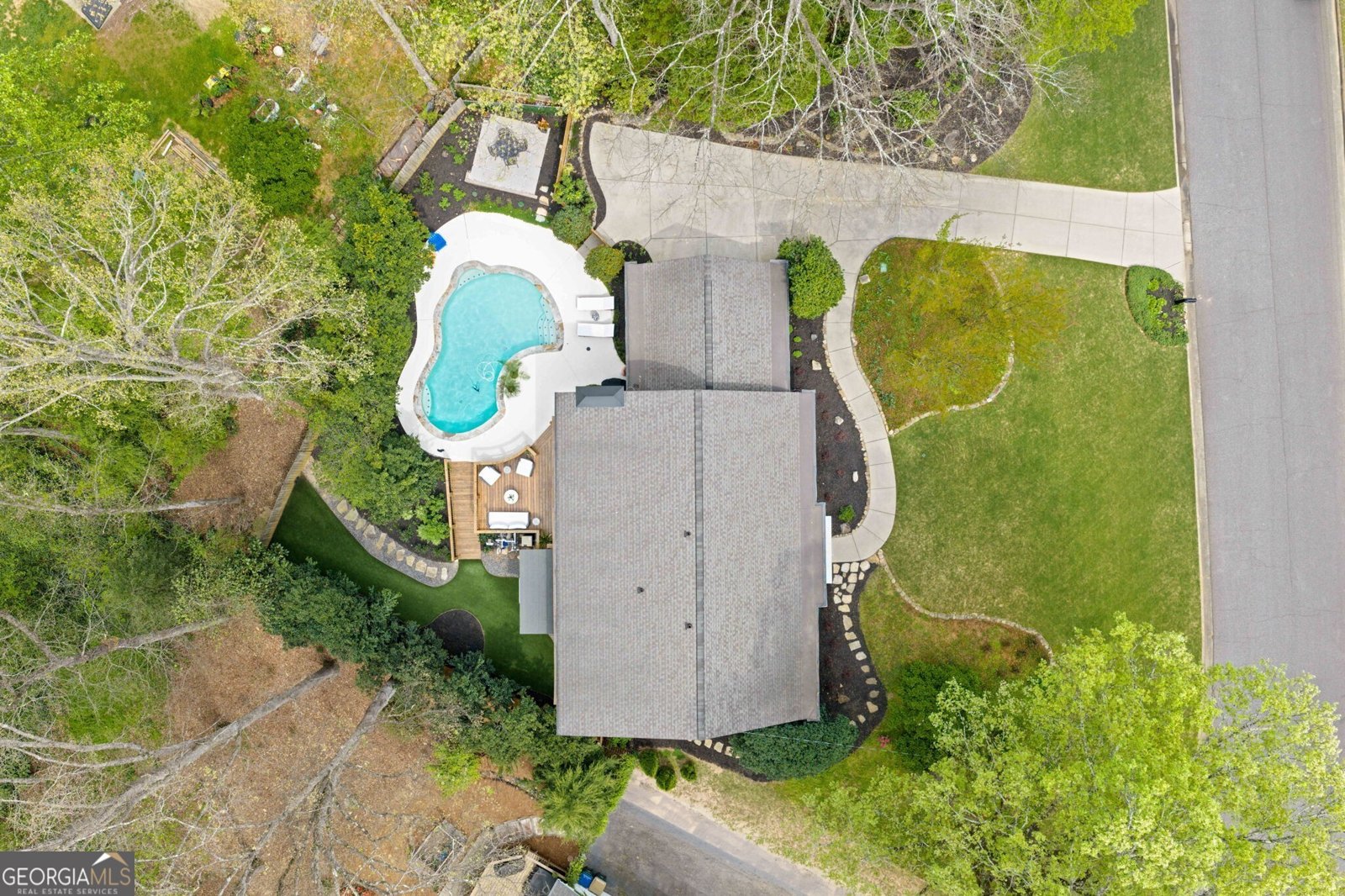 264 Devonwood Drive Sandy Springs - Photo 57