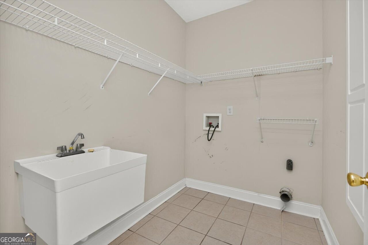 214 Knob Hill Drive Warner Robins - Photo 19