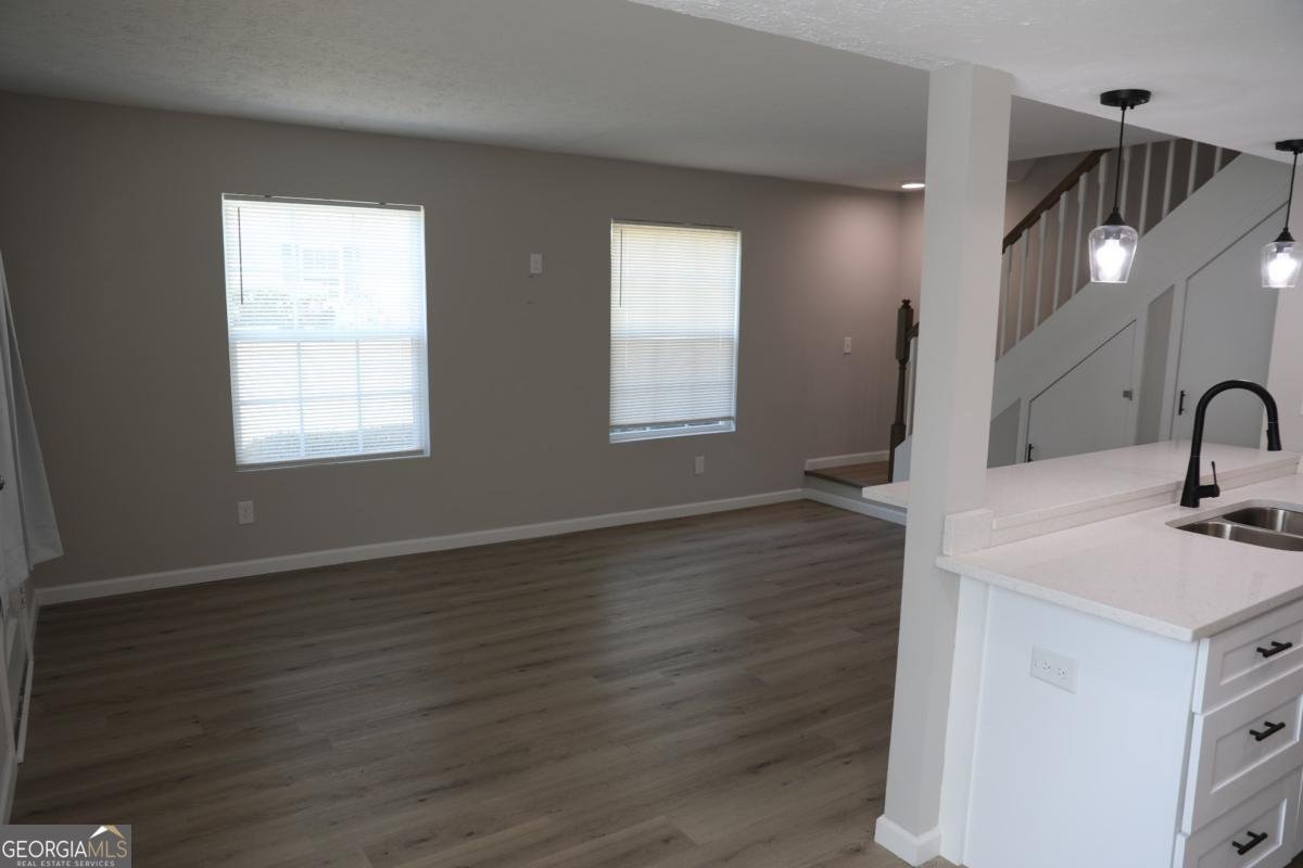 1321 Surrey Lane Marietta - Photo 7