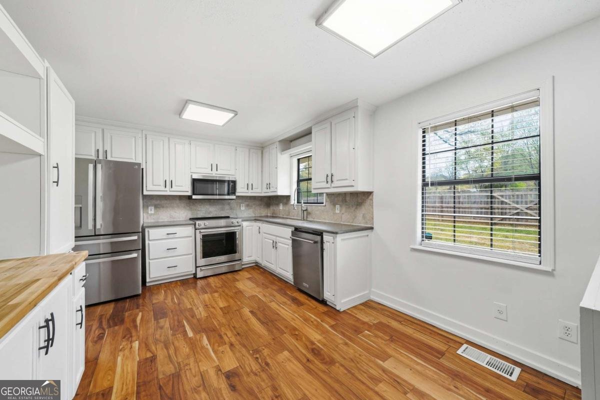 85 Hidden Forest Road Covington - Photo 10