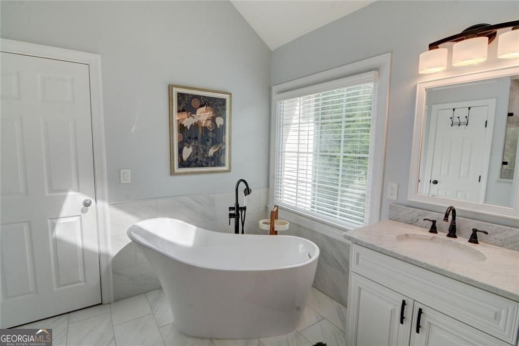 3660 Highcroft Circle Peachtree Corners - Photo 33