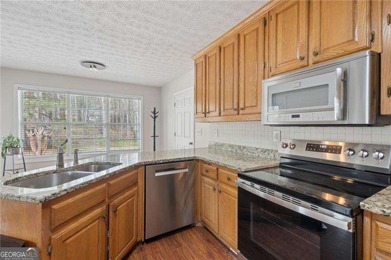 3350 Old Thompson Mill Road Buford - Photo 48