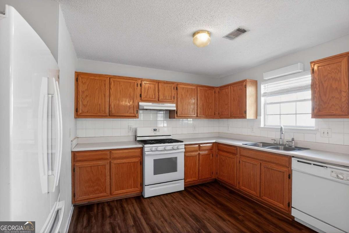 3532 Oak Leaf Court Rex - Photo 8