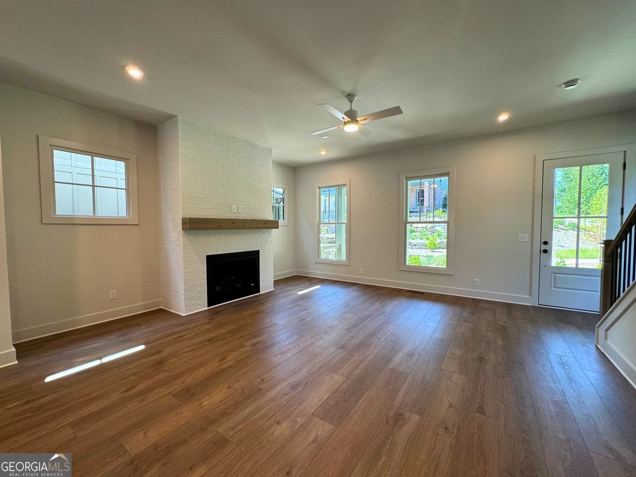 1917 Repose Drive Chamblee - Photo 8