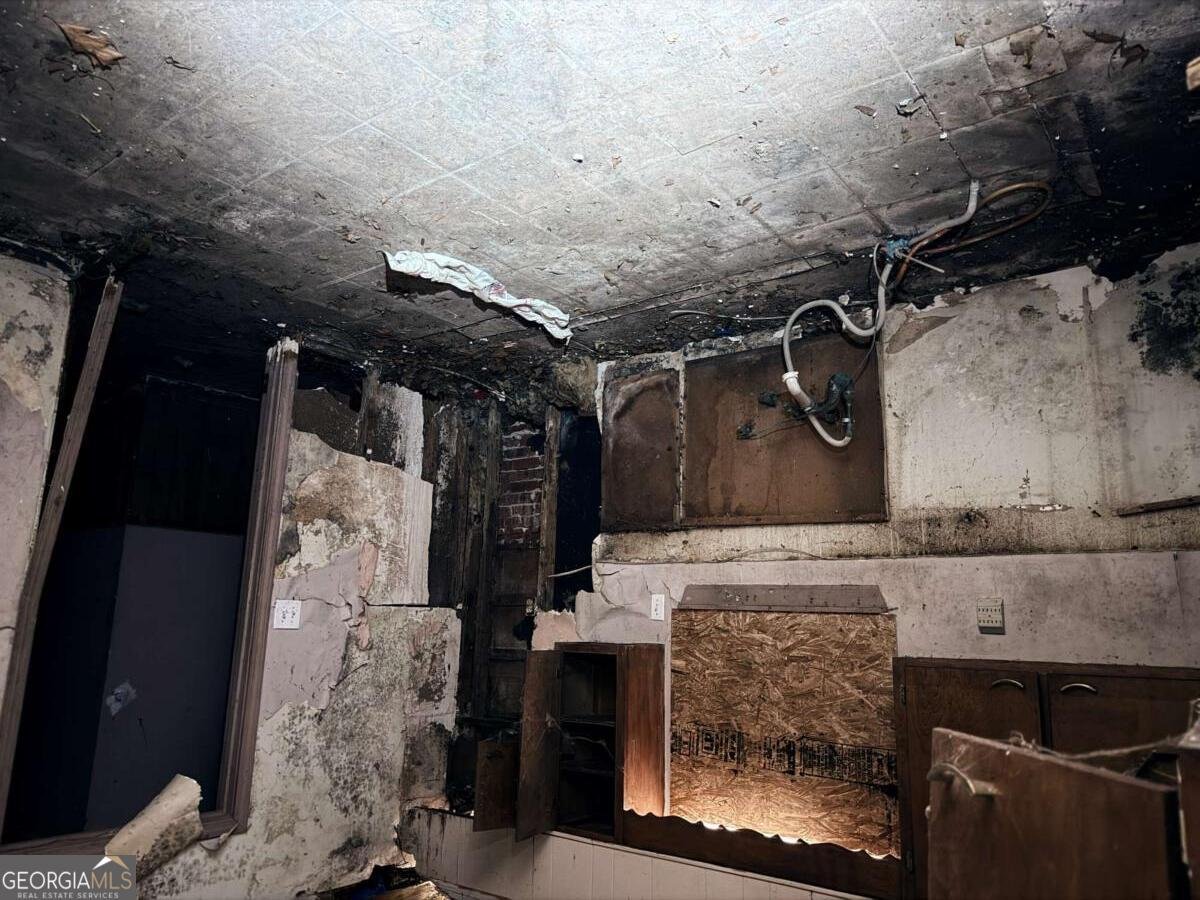 2430 Cheryl Lynne Lane Atlanta - Photo 13