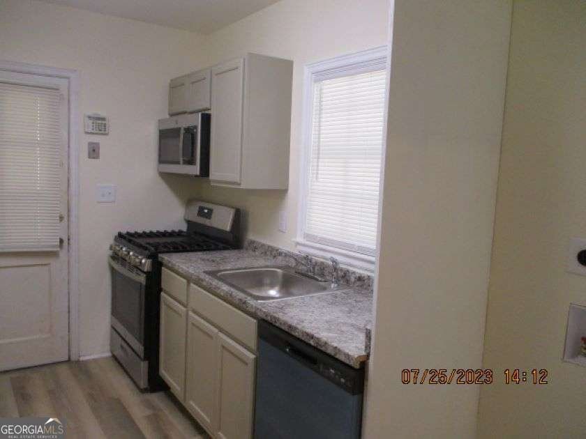 2032 Rector Drive Atlanta - Photo 16