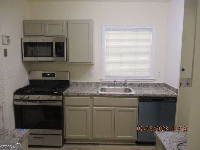 2032 Rector Drive Atlanta - Photo 29