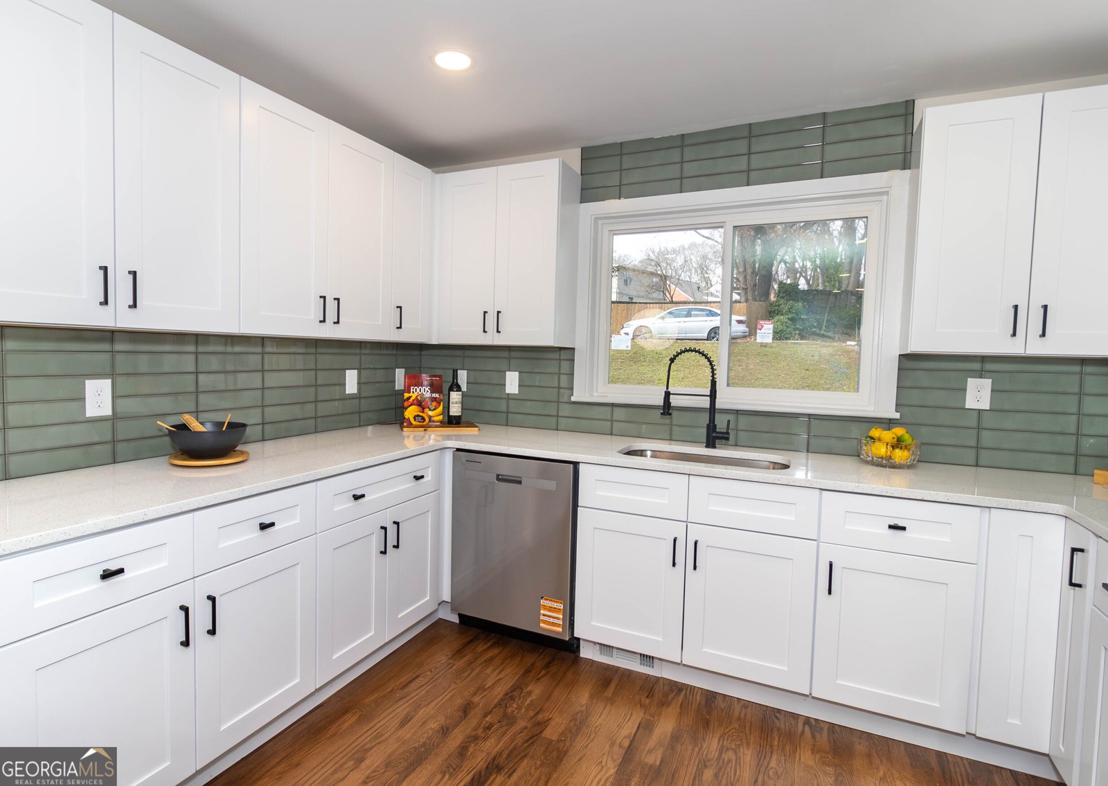 2425 Hillside Avenue Decatur - Photo 11