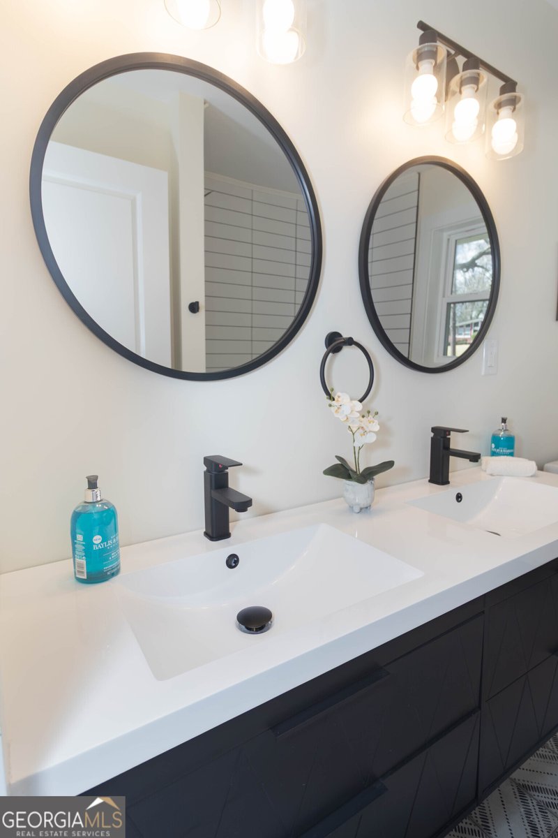 2425 Hillside Avenue Decatur - Photo 14