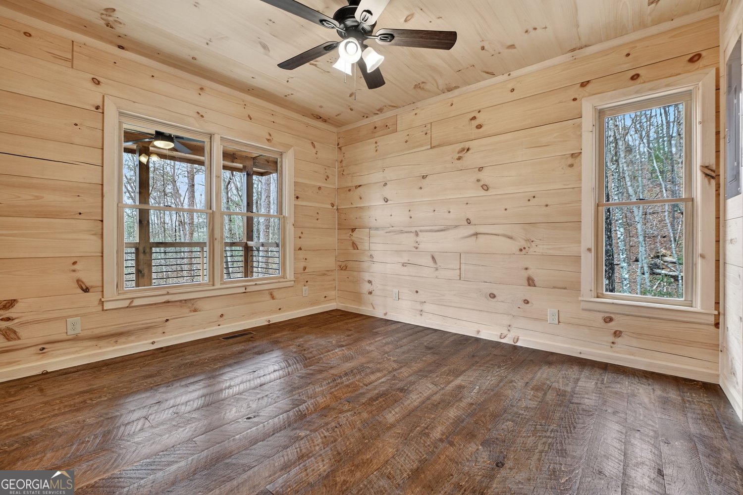 962 Maggie Chapman Road Cherry Log - Photo 18