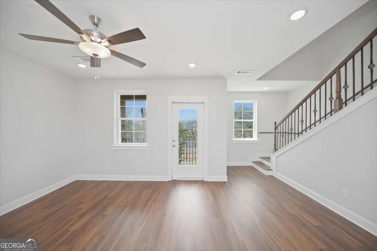1794 HAWTHORNE Avenue Atlanta - Photo 8