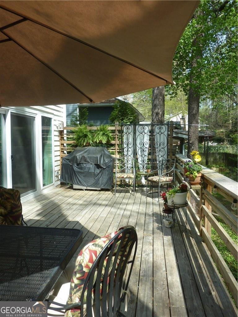 615 Lake Forest Court Roswell - Photo 23