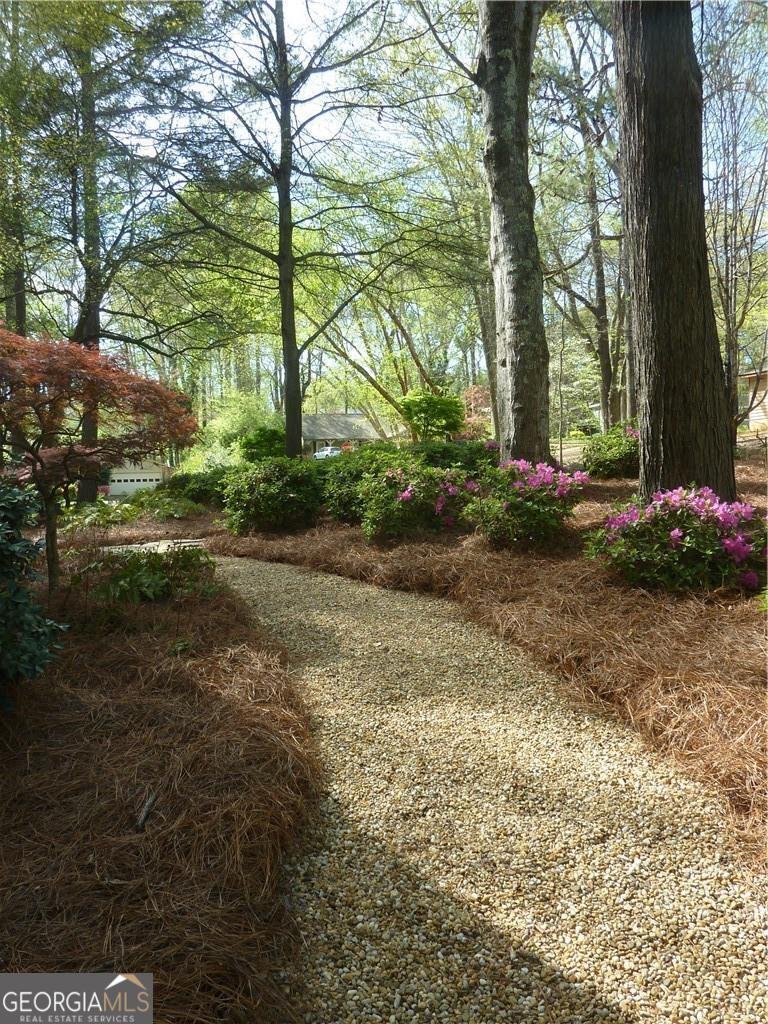 615 Lake Forest Court Roswell - Photo 25