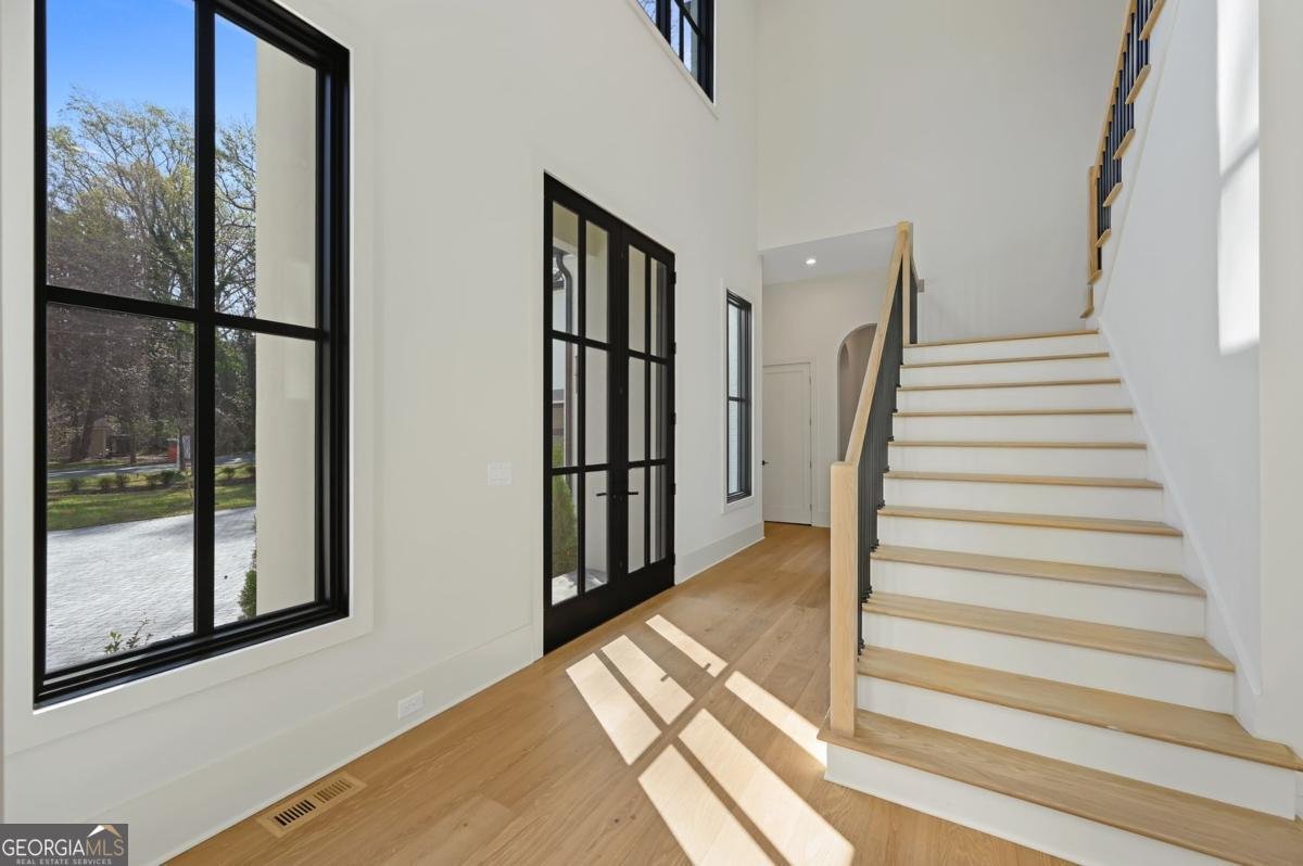 393 Karen Drive Alpharetta - Photo 9