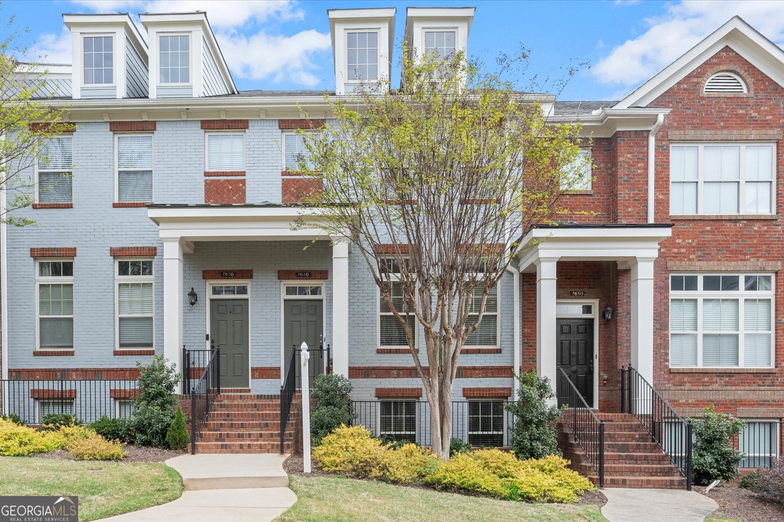 7640 Willoughby Court Alpharetta - Photo 1