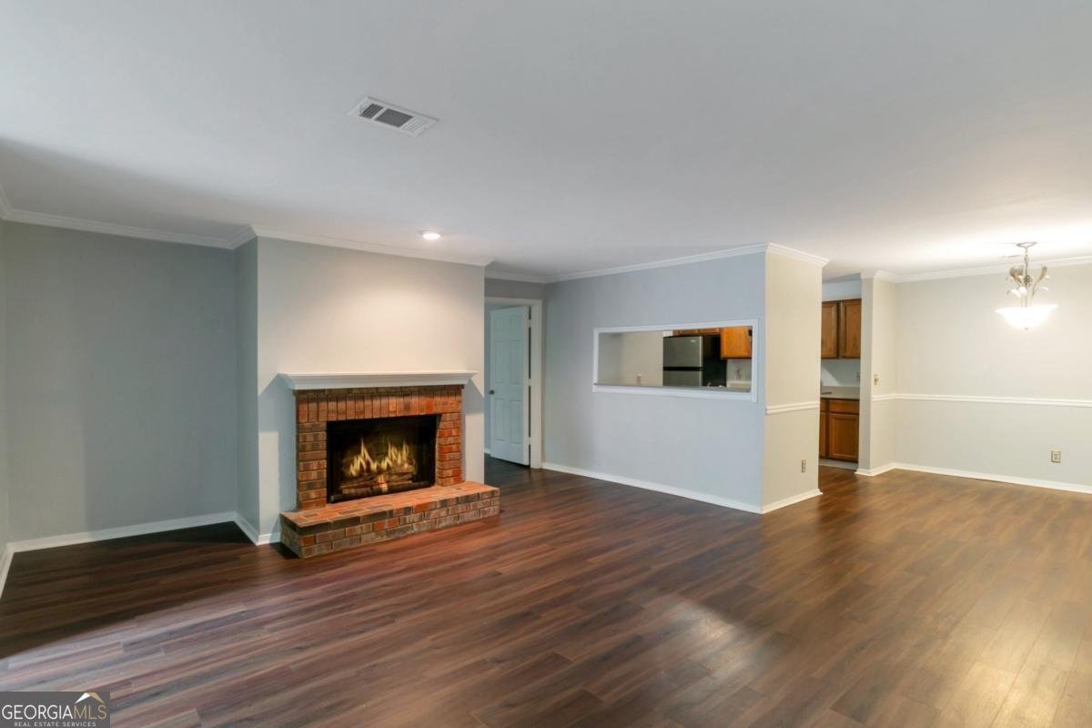 5551 Mountain Springs Circle Stone Mountain - Photo 1