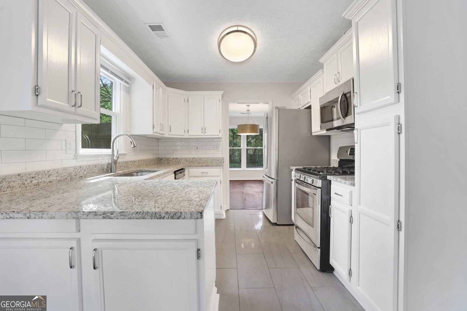 4655 Hampton Square Drive Alpharetta - Photo 18