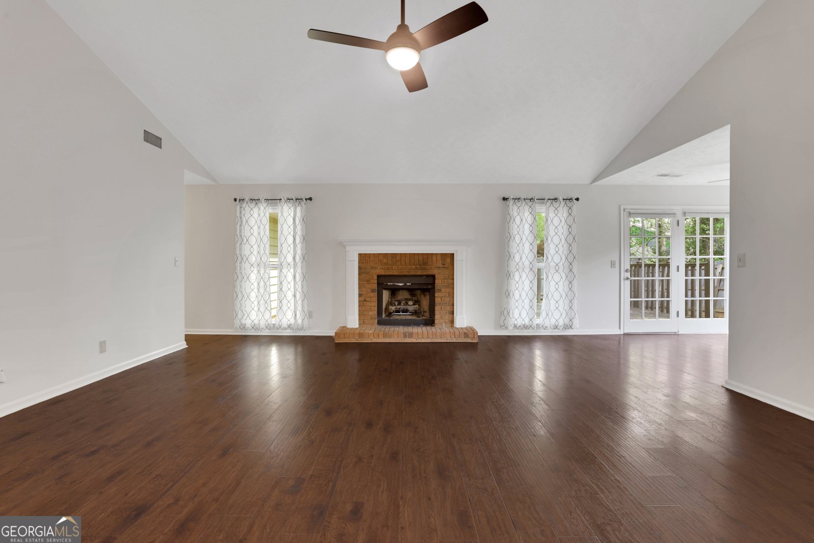 4655 Hampton Square Drive Alpharetta - Photo 6