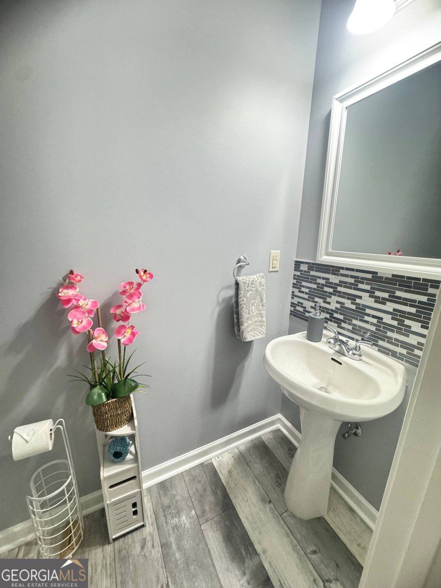 754 Lobdale Falls Drive Lawrenceville - Photo 14