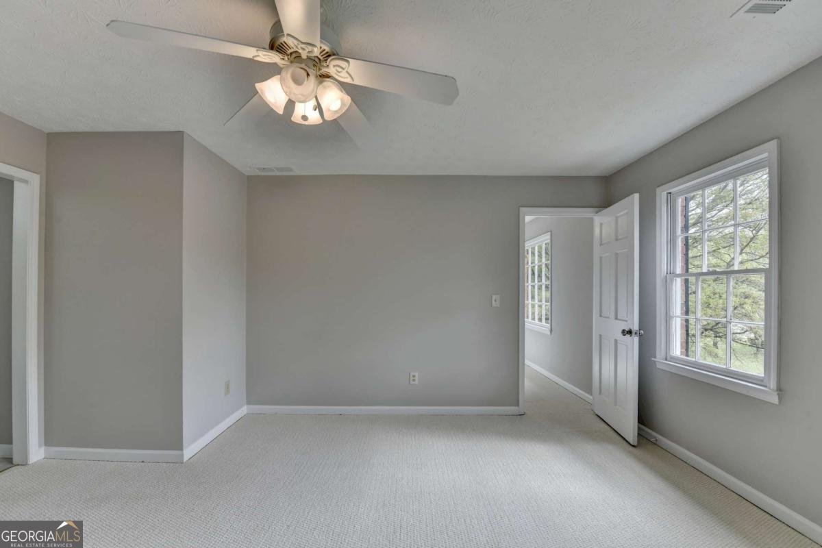 2451 Meadowglen Trail Snellville - Photo 34