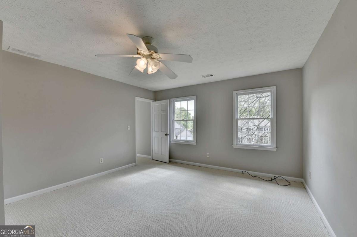 2451 Meadowglen Trail Snellville - Photo 36