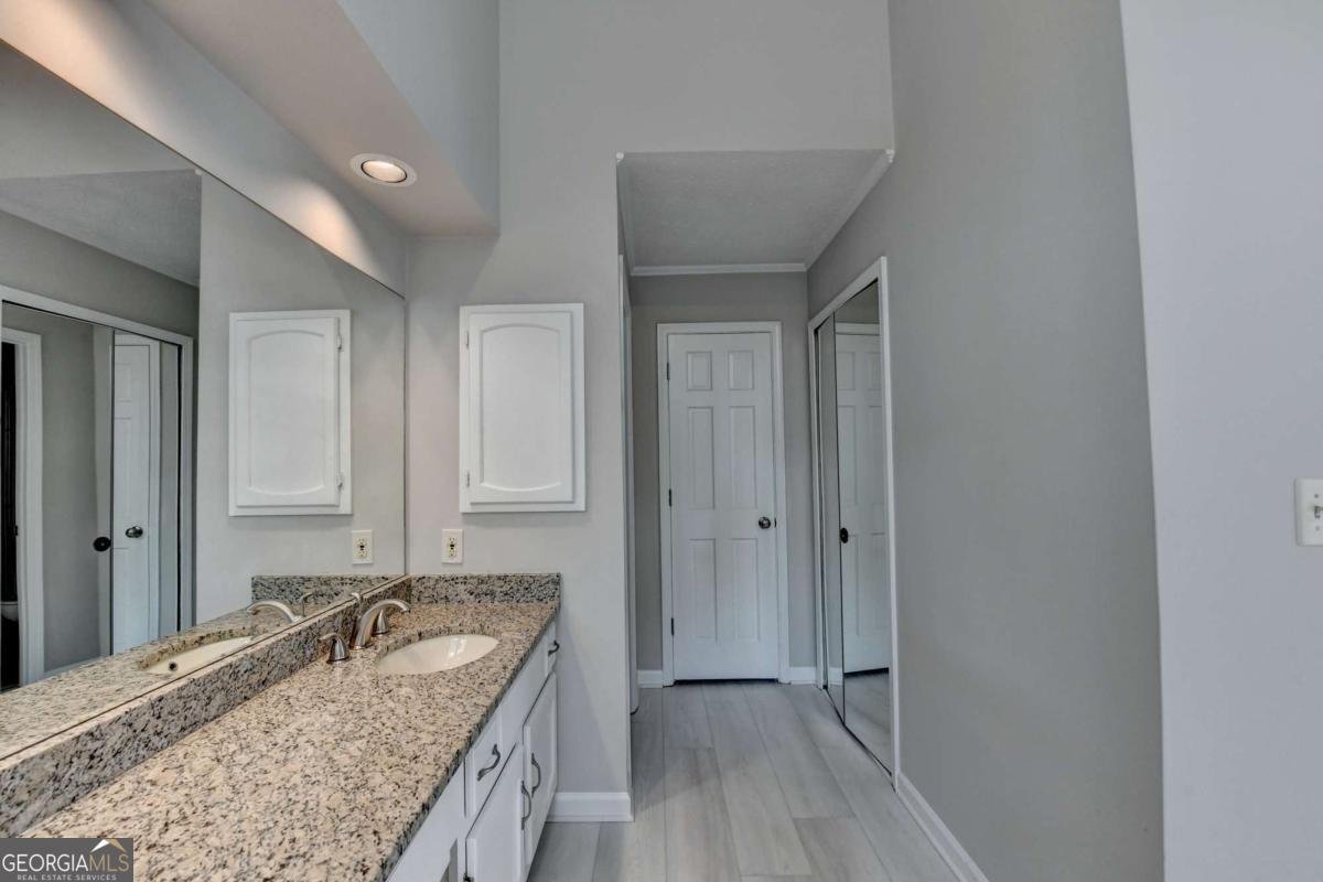 2451 Meadowglen Trail Snellville - Photo 38