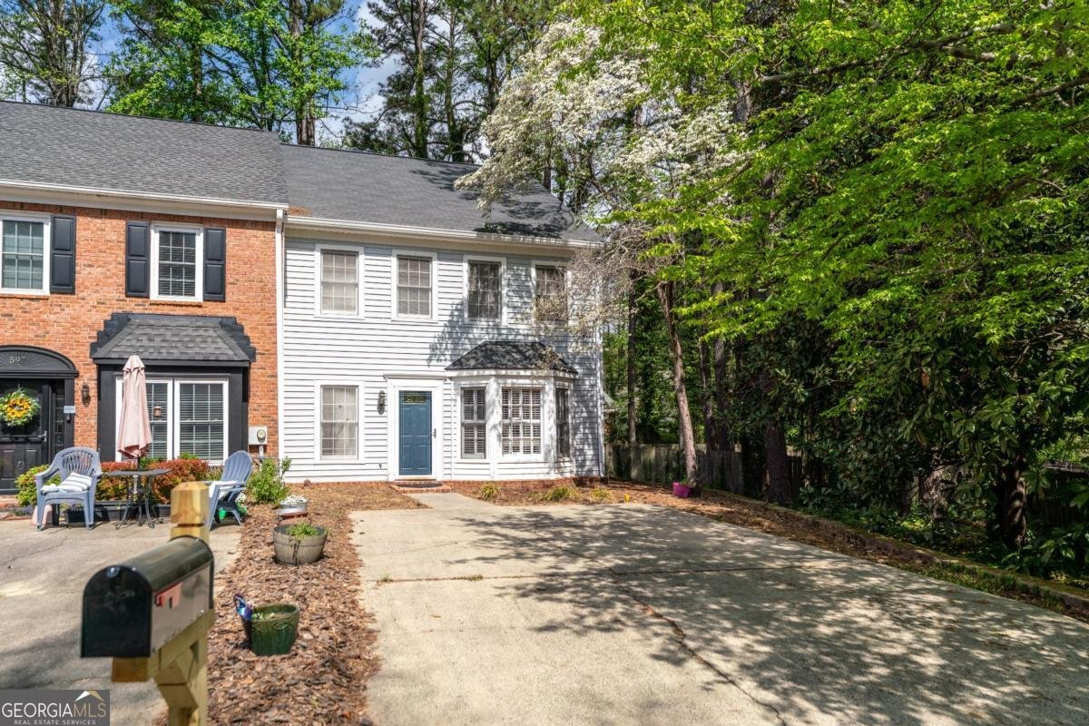 599 Saint James Walk Marietta - Photo 1