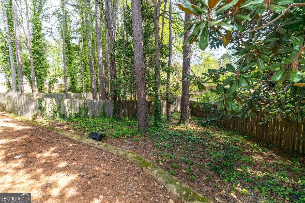 599 Saint James Walk Marietta - Photo 33