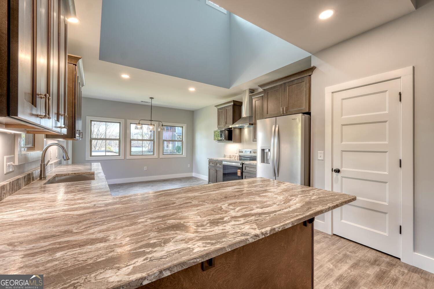 98 Brett Way Hiawassee - Photo 12