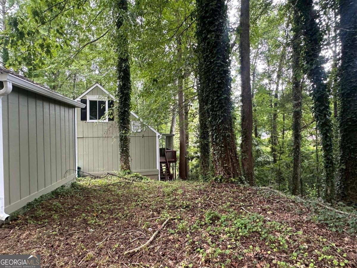 4911 Martins Crossing Road Stone Mountain - Photo 11