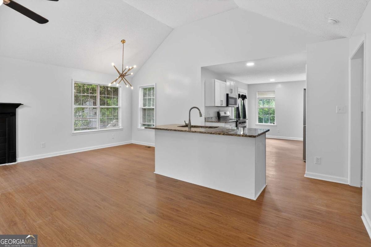 2419 Bristol Drive Macon - Photo 7