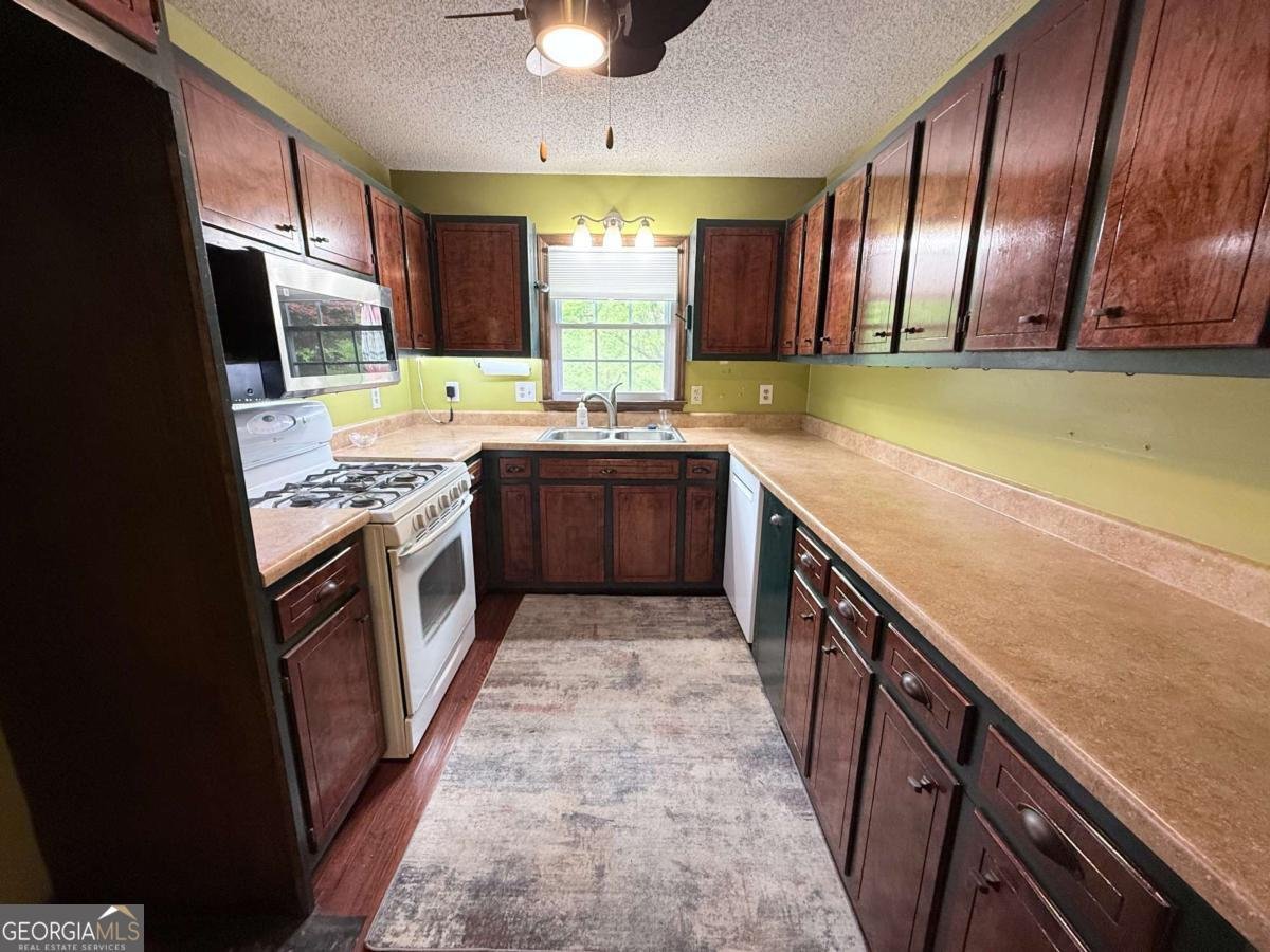 3033 Riviera Drive Conyers - Photo 12