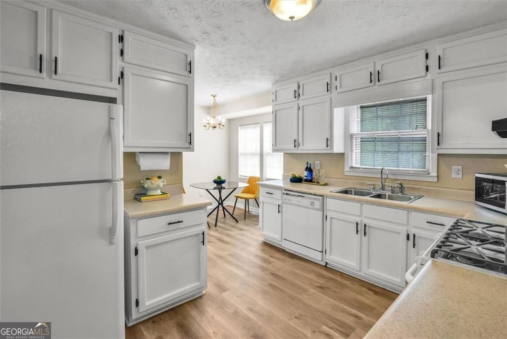 5284 Wydella Road Lilburn - Photo 11