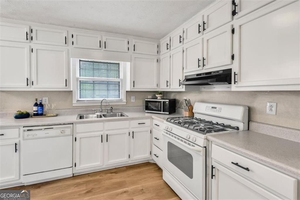 5284 Wydella Road Lilburn - Photo 12