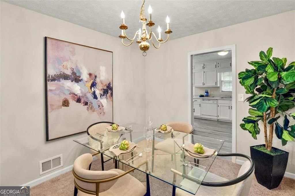 5284 Wydella Road Lilburn - Photo 8