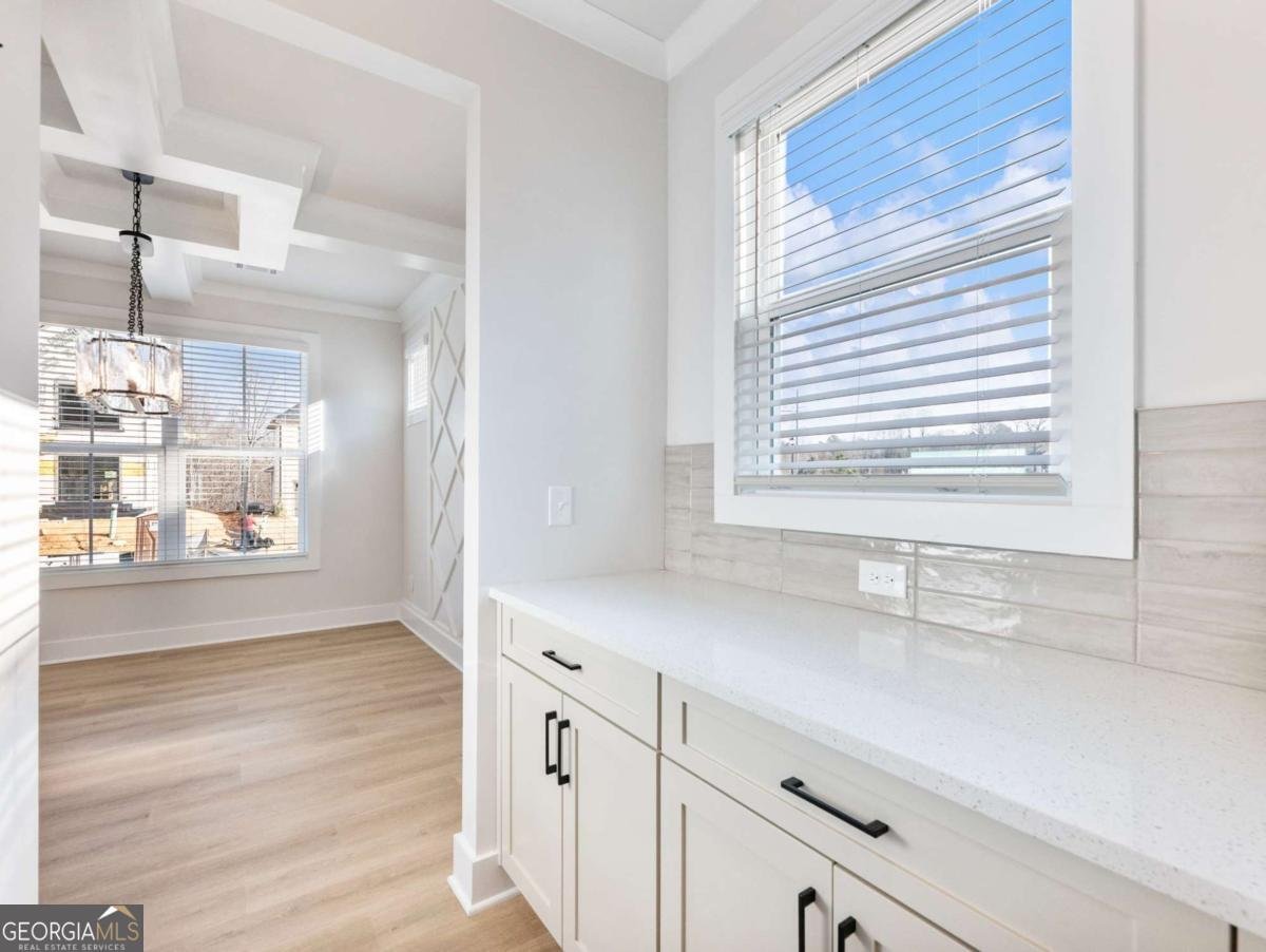 4447 Hosch Reserve Court Buford - Photo 6