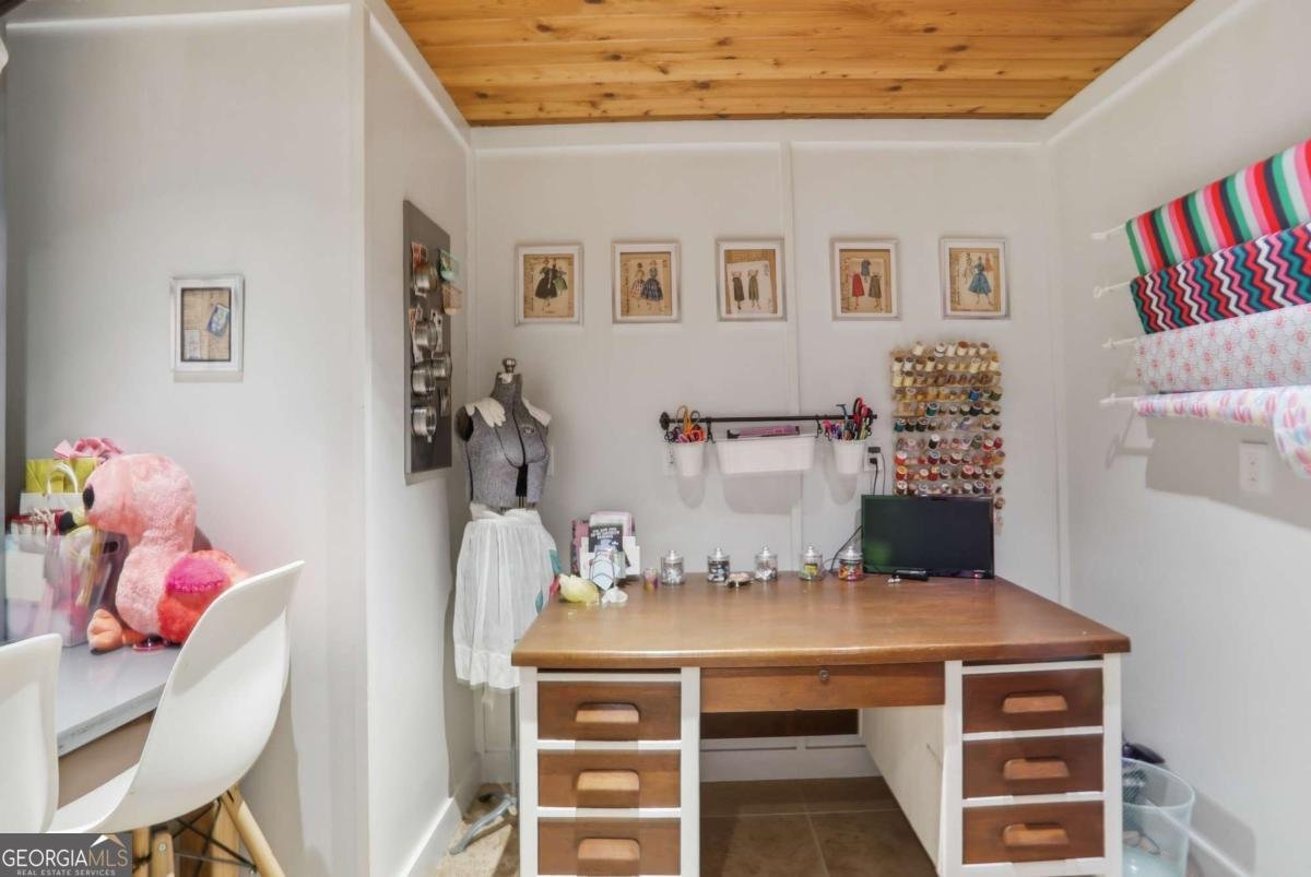 2881 Cravey Drive Atlanta - Photo 9