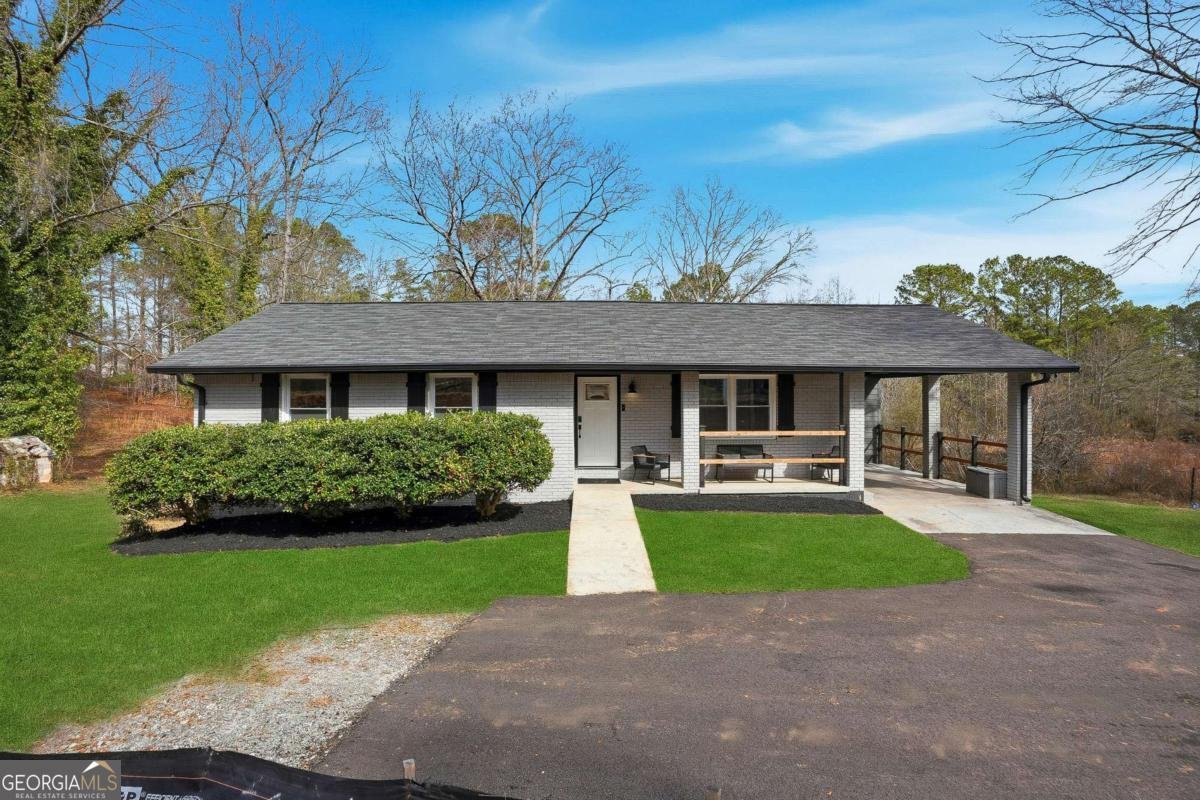 93 FLOYD Lane Hampton - Photo 1