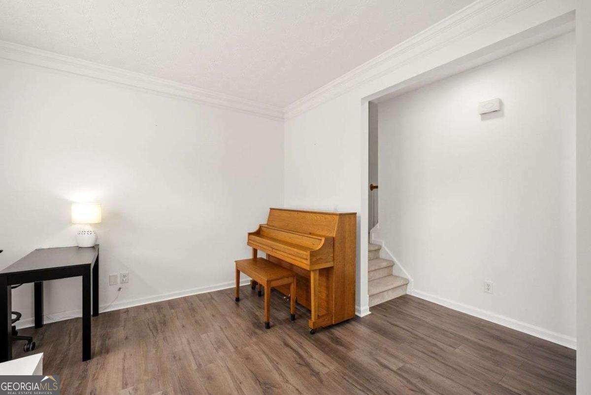 816 Pond View Lane Sugar Hill - Photo 6