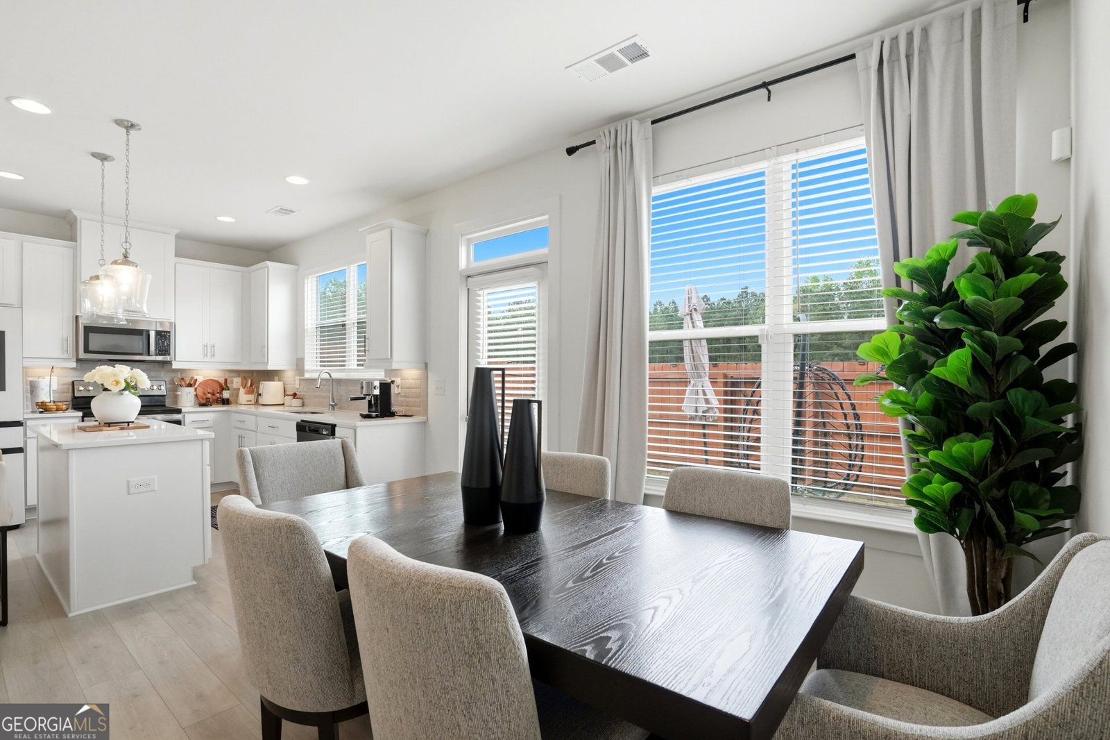 7757 Medieval Street Fairburn - Photo 13