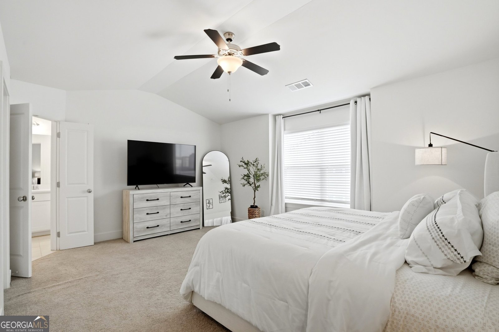 7757 Medieval Street Fairburn - Photo 14