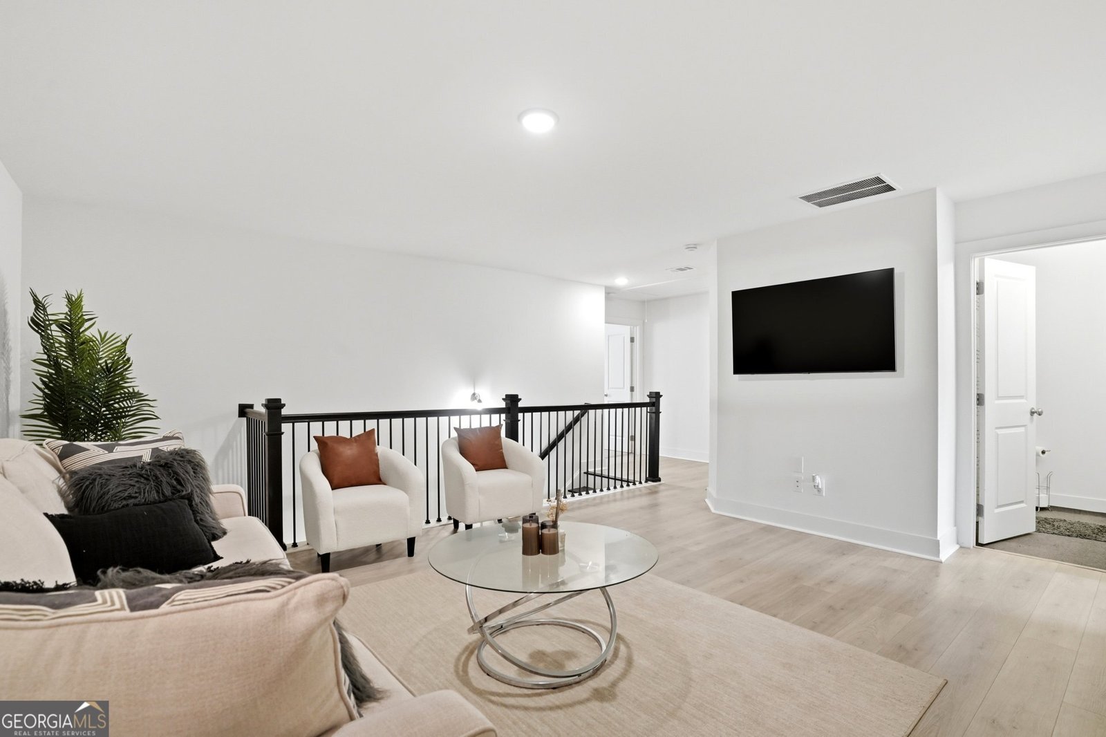 7757 Medieval Street Fairburn - Photo 6