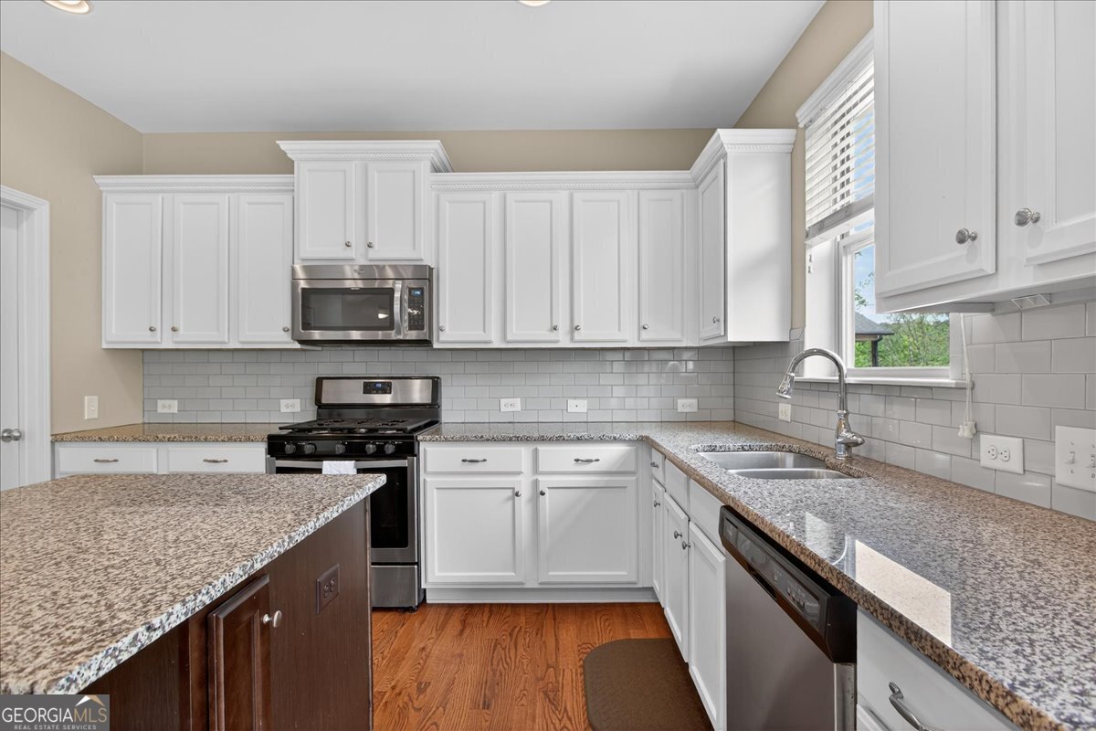 4320 Jeston Court Cumming - Photo 16