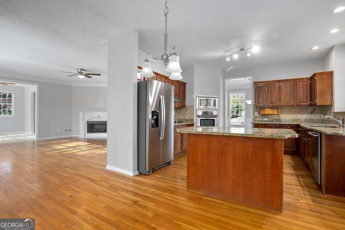 10500 Wynbridge Drive Alpharetta - Photo 7