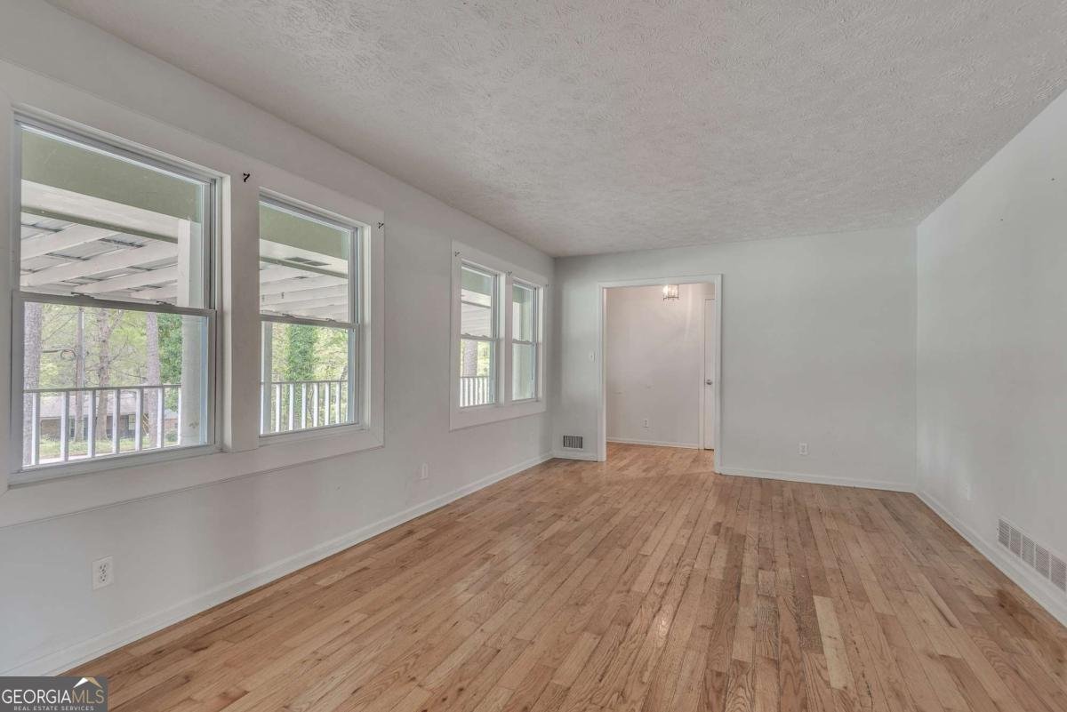 4153 Indian Manor Drive Stone Mountain - Photo 11