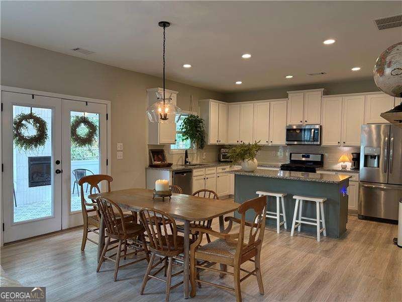 243 Gwinnett Street Buford - Photo 6