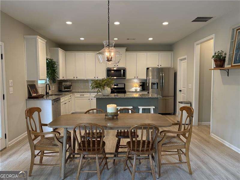 243 Gwinnett Street Buford - Photo 7