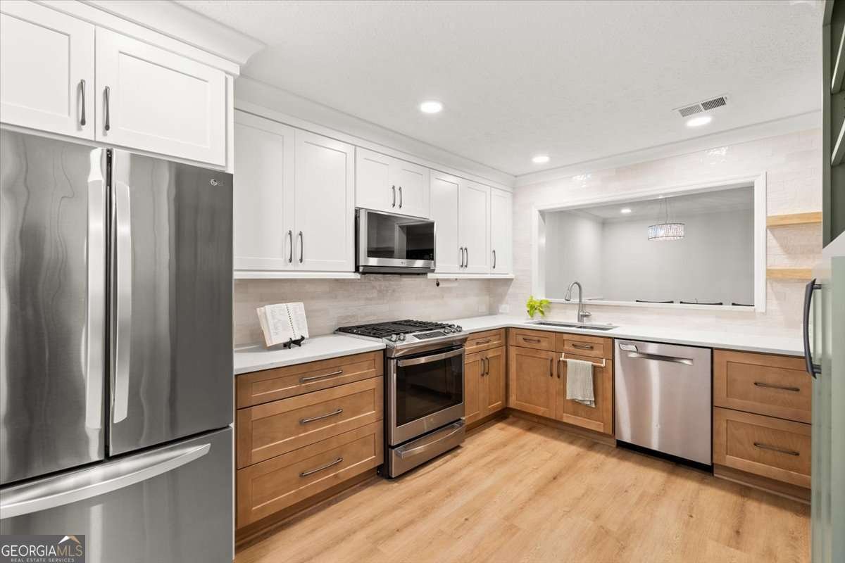 1359 Crossing Drive Atlanta - Photo 7