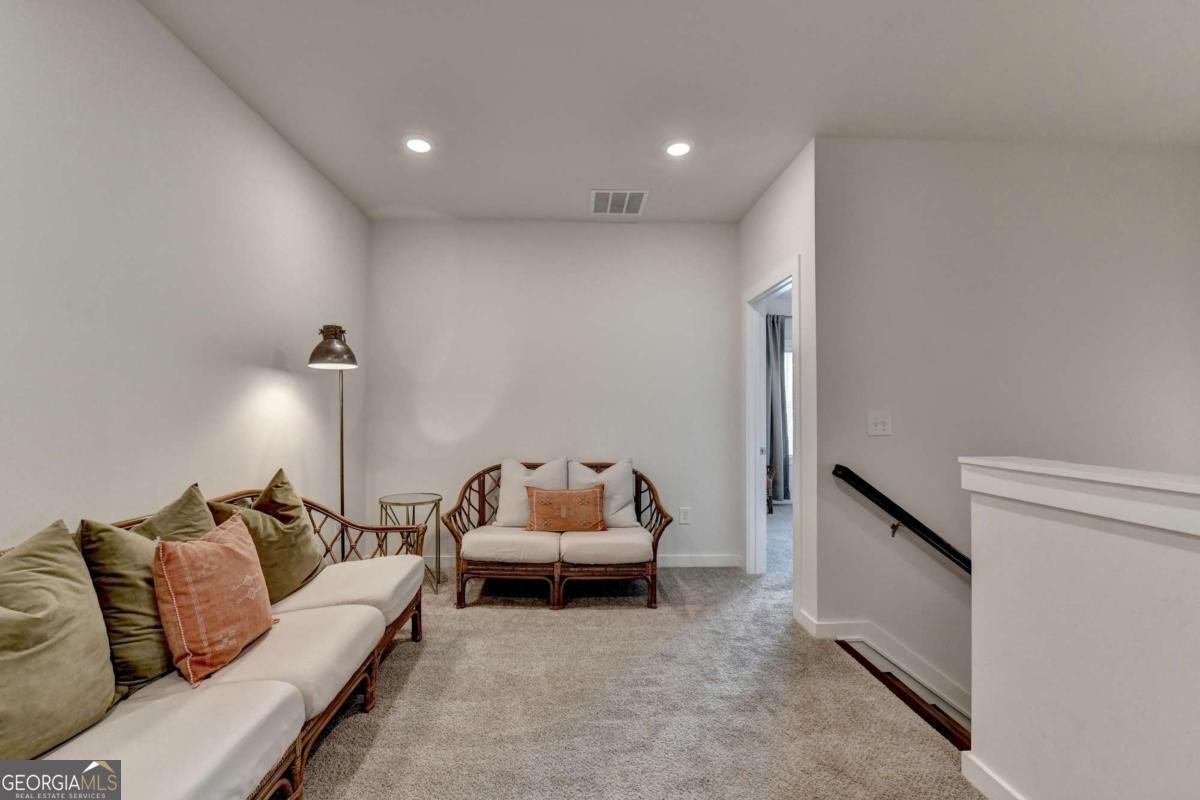 8125 Long Slope Drive Gainesville - Photo 39